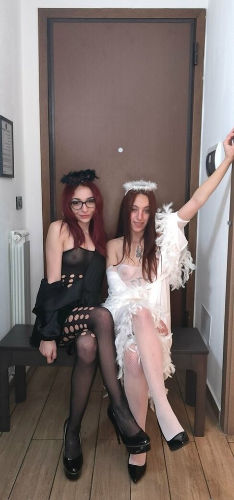 後背位オンリーファンズ アダルト無料 画像