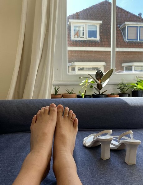 simplykimsfeet ポルノスター 画像