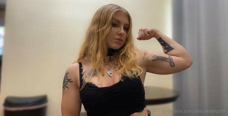 theswolegoth 独占スター 写真