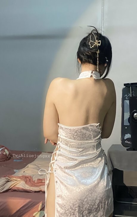 Alicejungxx HDスター 画像