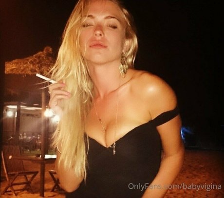 興奮した看護師OnlyFans 無料ヌード ギャラリー