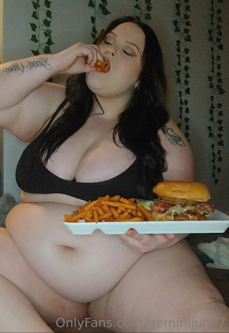 geminijune7 ポルノスター 写真