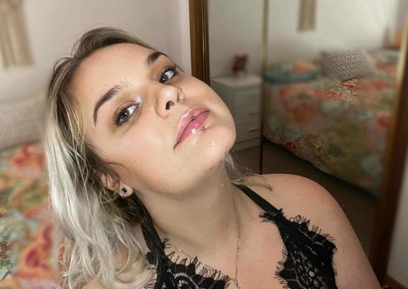 レズビアンの足OnlyFans ホットセックス 画像