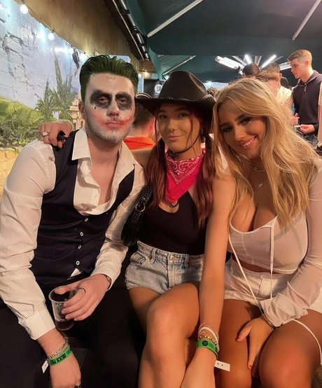 お尻オンリーファン ヌード 画像