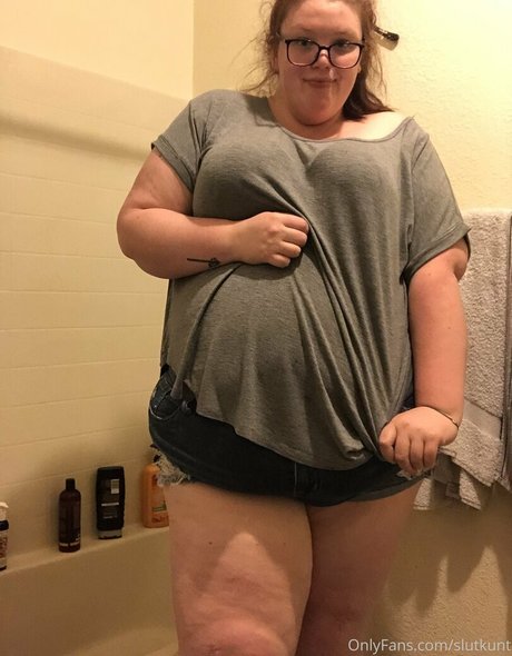 slutkunt ポルノモデル 写真