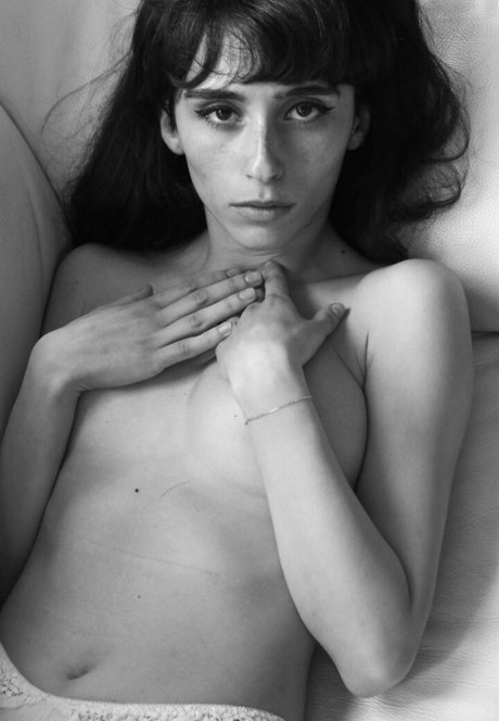 背が高くて巨乳のOnlyFans 無料 写真