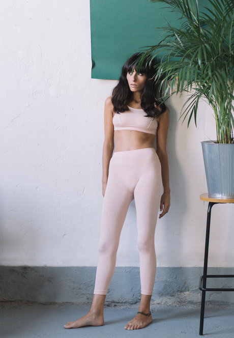 曲線美のラテン系オンリーファンズ ホット裸 アーカイブ