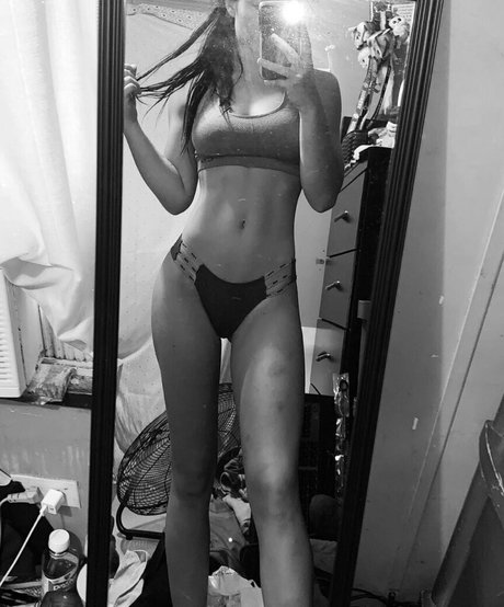 shyyanneeex 可愛い女優 写真