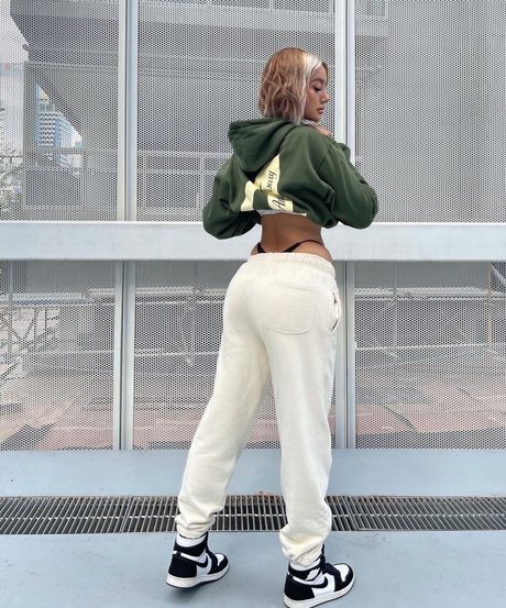 ゲイアナル舐めオンリーファンズ パーフェクト 画像