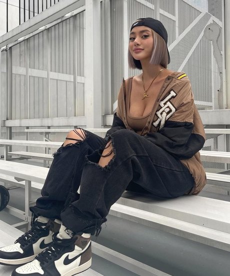 ゲイの乳首OnlyFans セクシーヌード 写真