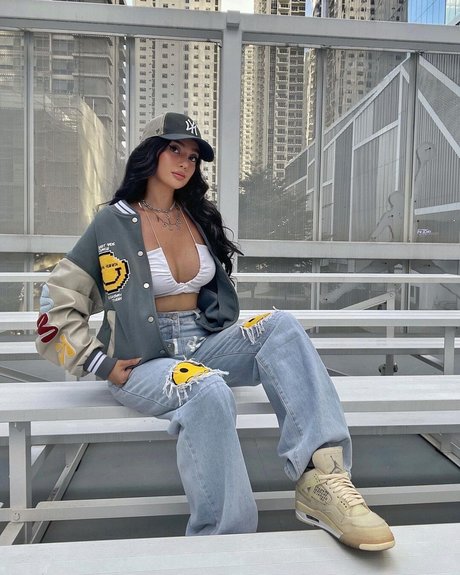 レズビアンの足OnlyFans セクシー 写真