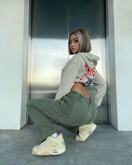 フェラチオ アジア人 OnlyFans 美しいヌード ギャラリー