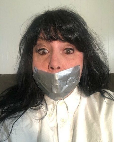 ゲイランジェリーOnlyFans 無料 写真