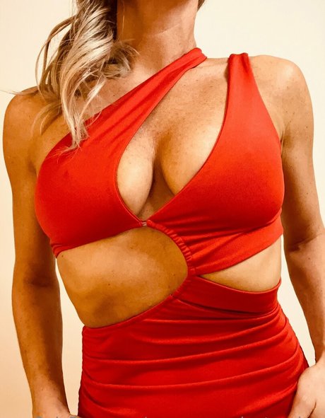 sexynorwegianteacher ポルノモデル 画像