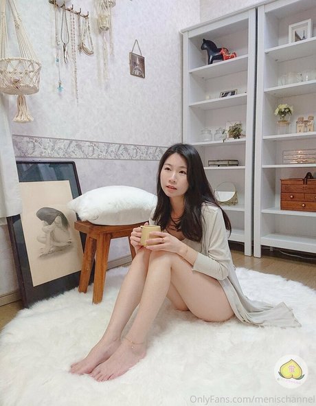 MenisChannel ホット女優 画像