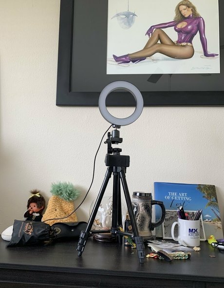 アジアンゴス オンリーファンズ セクシー 写真