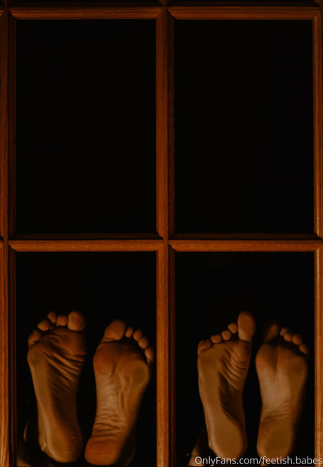 feetish babes 裸モデル アーカイブ
