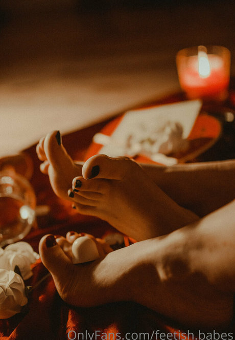 feetish babes ポルノスター 裸 画像