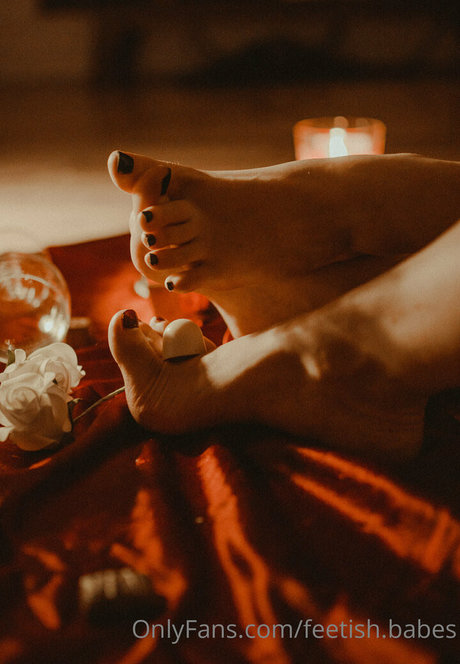 feetish babes 裸のポルノスター 写真