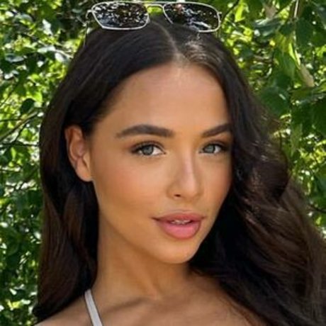 Clo Lloyd アートモデル 画像