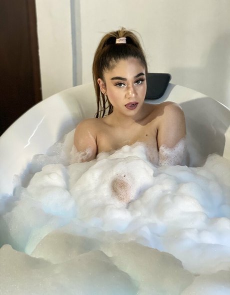 BBWキティOnlyFans セクシー ギャラリー