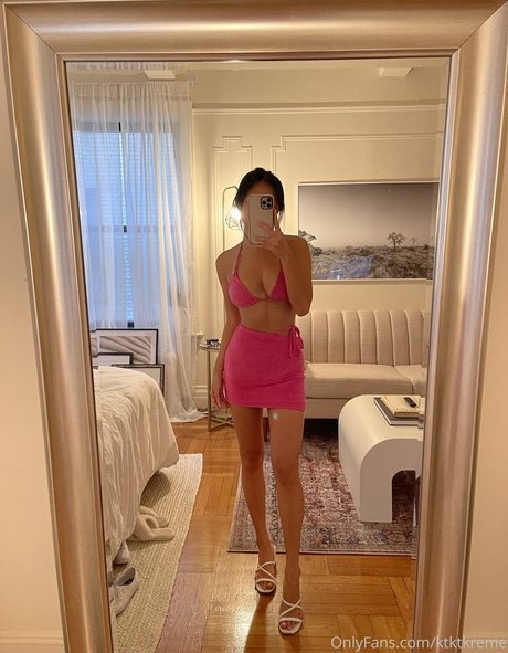 ktktkreme ポルノモデル 写真