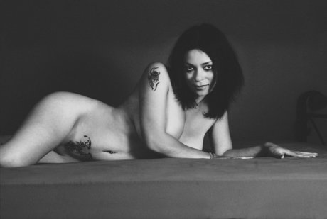 Alina Insania セックスポルノスター 写真