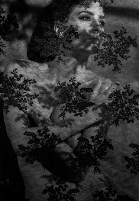 Magdalena Perlinska エロティックモデル ギャラリー