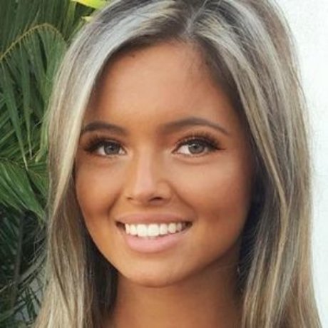 Alma Persson ポルノスター 独占 画像