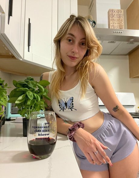 lovelondon xoxo ポルノスター 写真