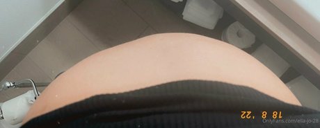 ella jo 28 ポルノスター 裸 画像