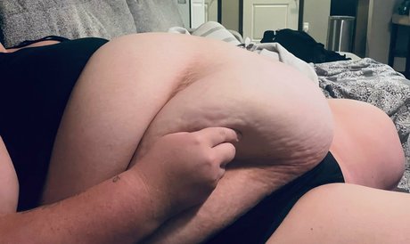 18歳のオンリーファンズ 美しいxxx 写真