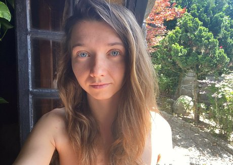 ピアス乳首オンリーファンズ 限定 ギャラリー