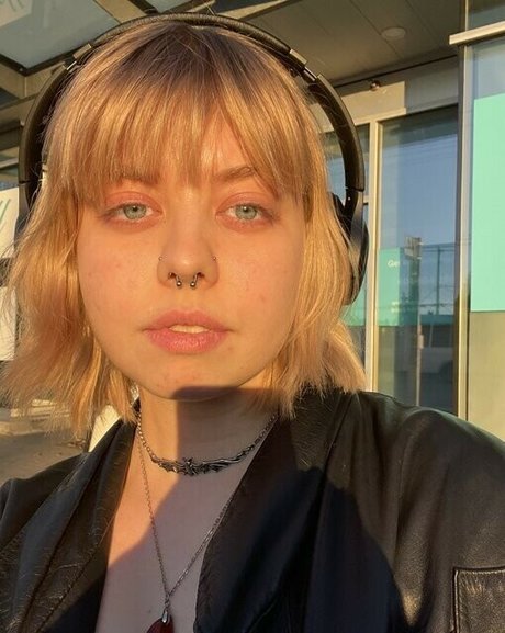 ポニーテールオンリーファンズ HD 画像