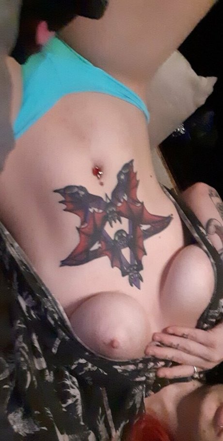 venomroseexotic アートモデル 画像