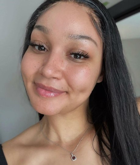 手コキ 主観視点 オンリーファンズ アダルト 写真