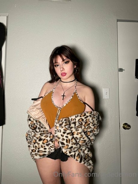 熟女 太め OnlyFans 可愛い 写真