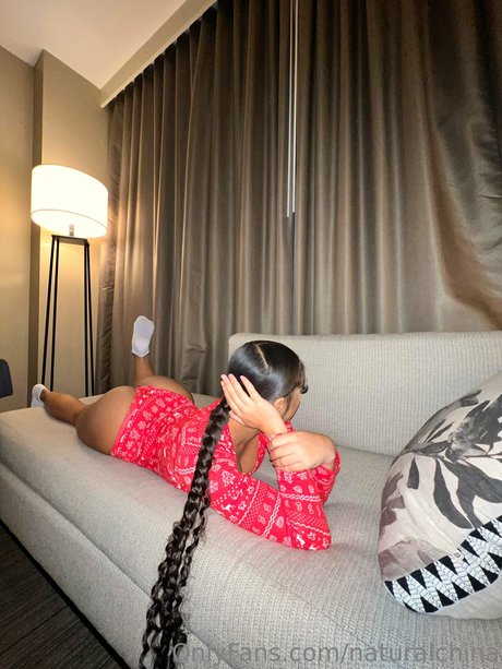 ハンズオンリーファン ヌード 写真