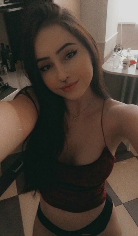 Anastasiia Mut セックスモデル 写真