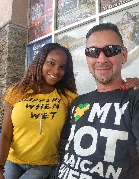 Naomi Foxxx トップモデル 画像