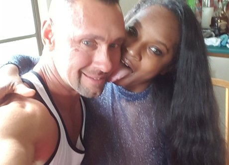 Naomi Foxxx 限定モデル ギャラリー