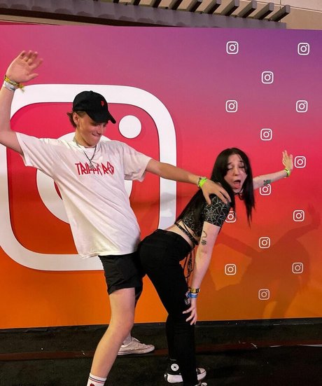 巨乳の赤毛オンリーファンズ 美しいポルノ 写真