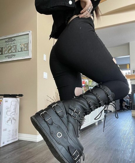 おばあちゃんの熟女OnlyFans トップ 画像