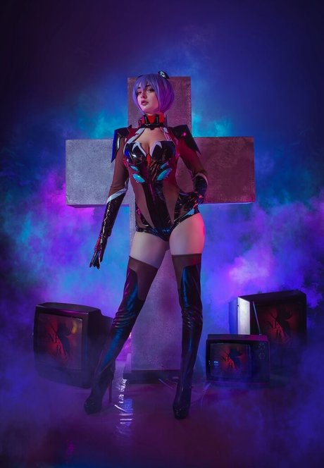 Daria Khime アダルトスター 写真