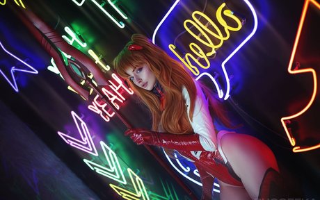 Daria Khime エロティックなポルノスター 画像