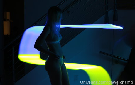 ヘンタイオンリーファンズ 美しいポルノ 写真