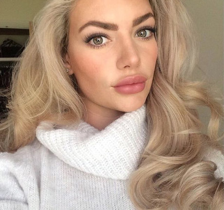 Megan Barton Hanson ホットスター 画像