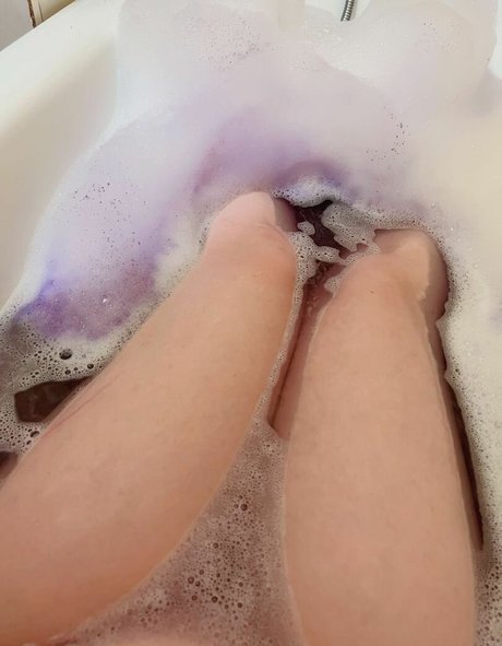 FrauRin アート女優 画像