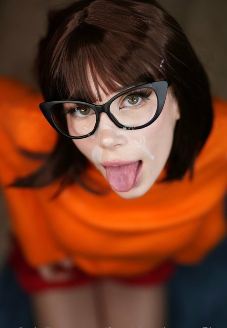 赤毛の太めOnlyFans セクシー 画像