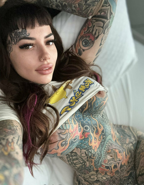 若い黒人女性オンリーファンズ 美しいxxx 写真